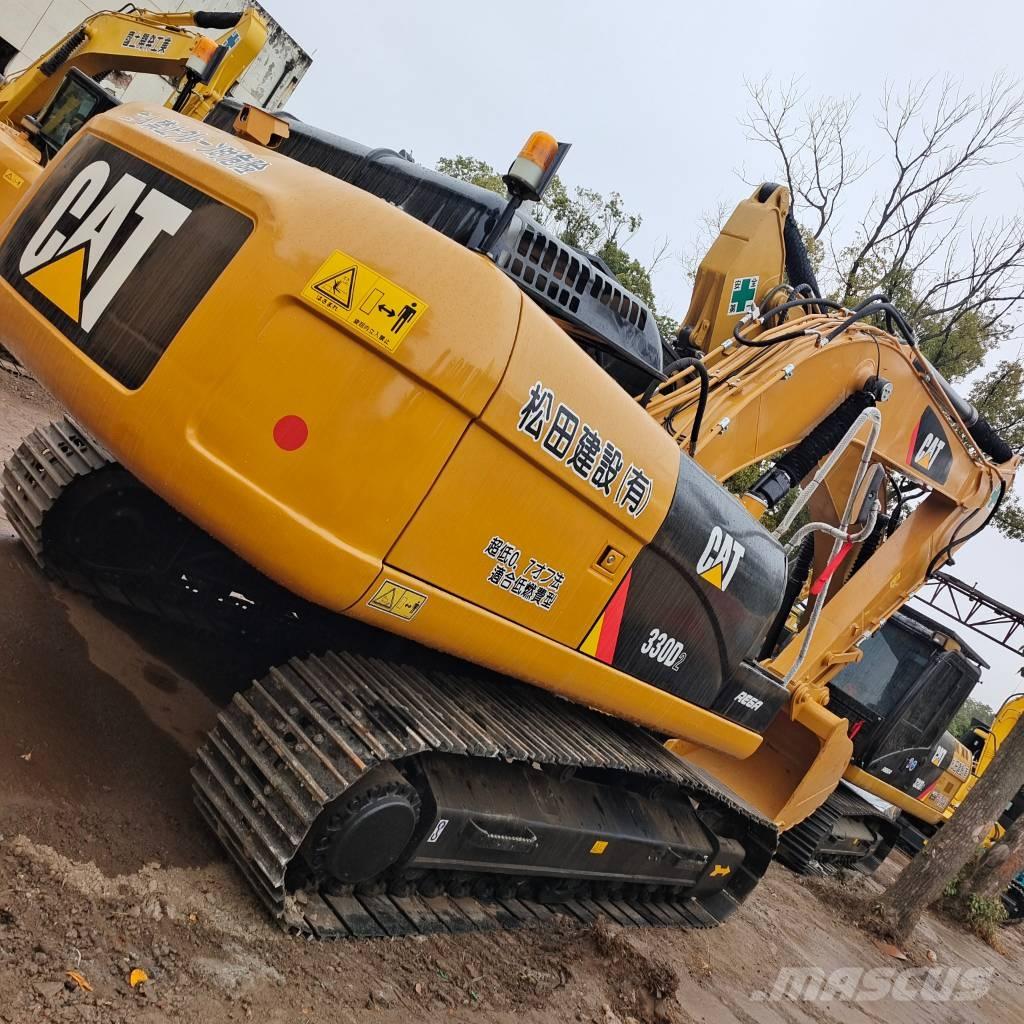 CAT 330 D Lánctalpas kotrók