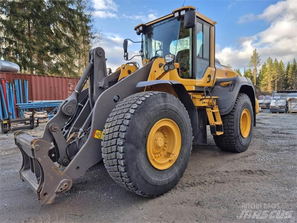Volvo L110H Gumikerekes homlokrakodók