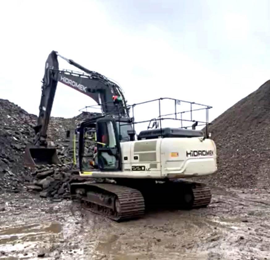 Hidromek HMK 220 LC Lánctalpas kotrók