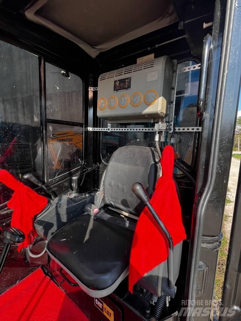 CAT 303.5ECR Lánctalpas kotrók