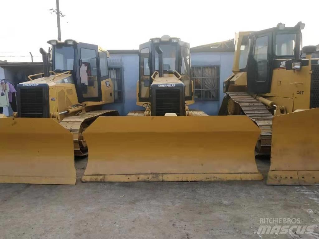 CAT D5M lánctalpas dózerek