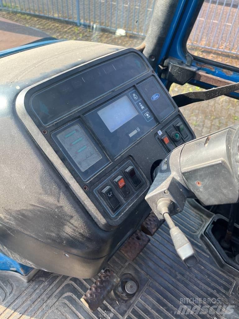 Ford 8210 III Traktorok