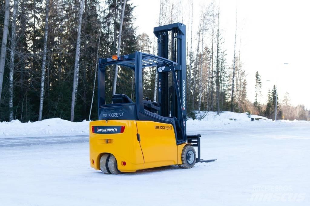 Jungheinrich EFG 220 Elektromos targoncák