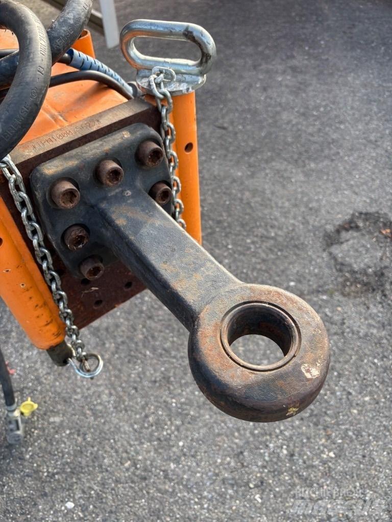 Doppstadt AK 230 Irat megsemmisítők
