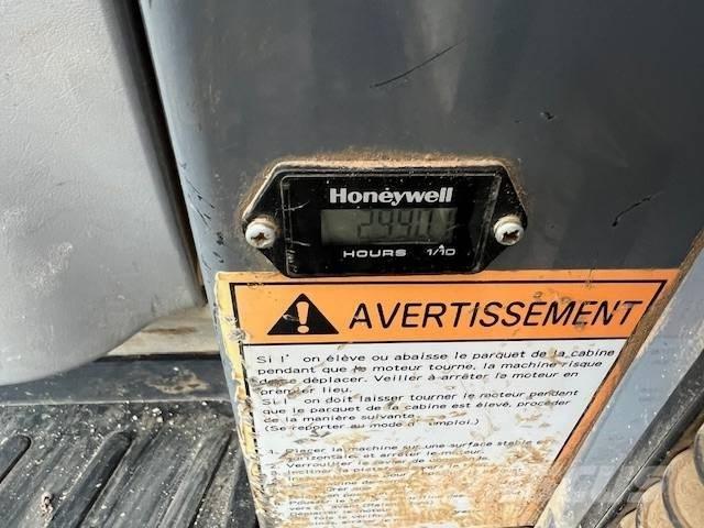 Takeuchi TB 250 Mini kotrók < 7t