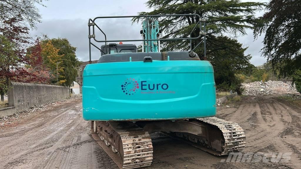 Kobelco SK210LC-10 Lánctalpas kotrók