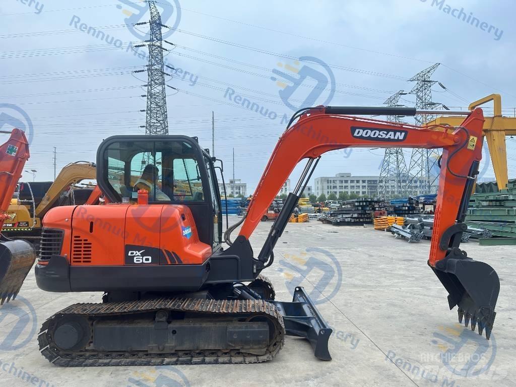 Doosan DX 60 Mini kotrók < 7t