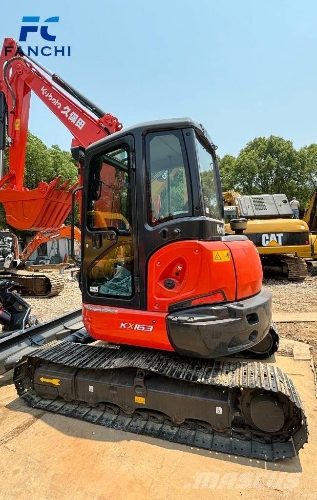 Kubota 163 Lánctalpas kotrók