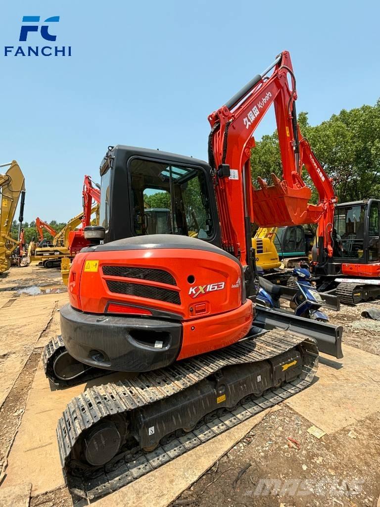 Kubota 163 Lánctalpas kotrók