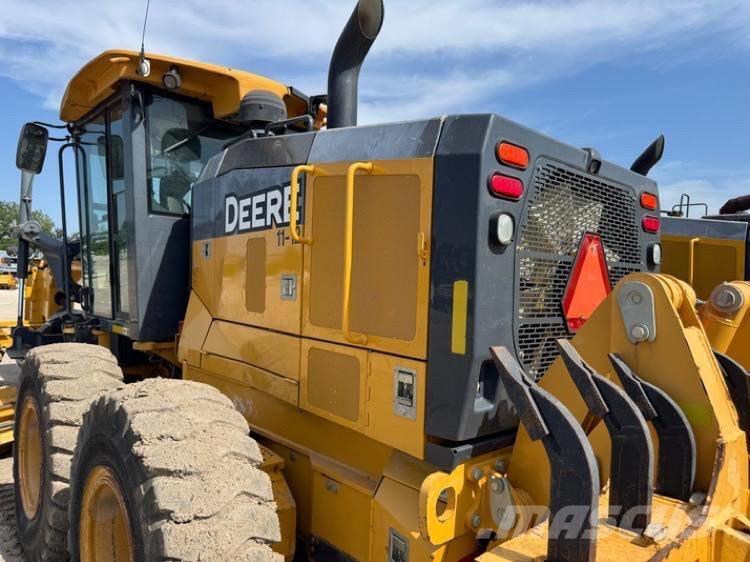 DEERE 772GP Gréderek
