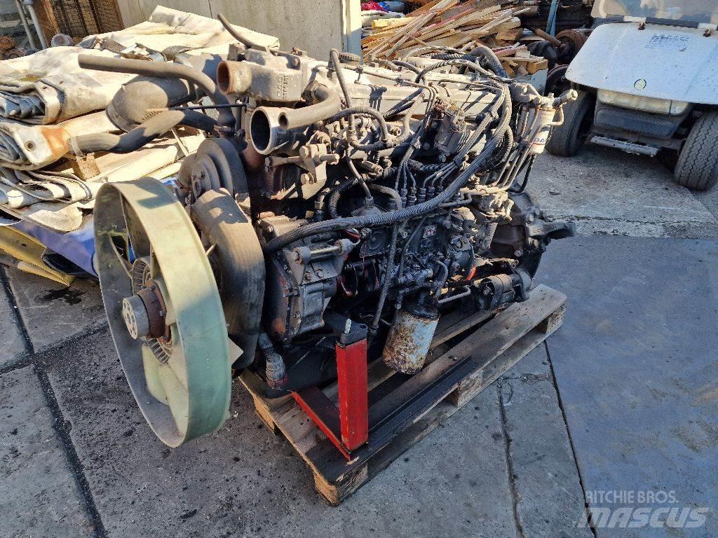DAF 865 RS200L Motorok
