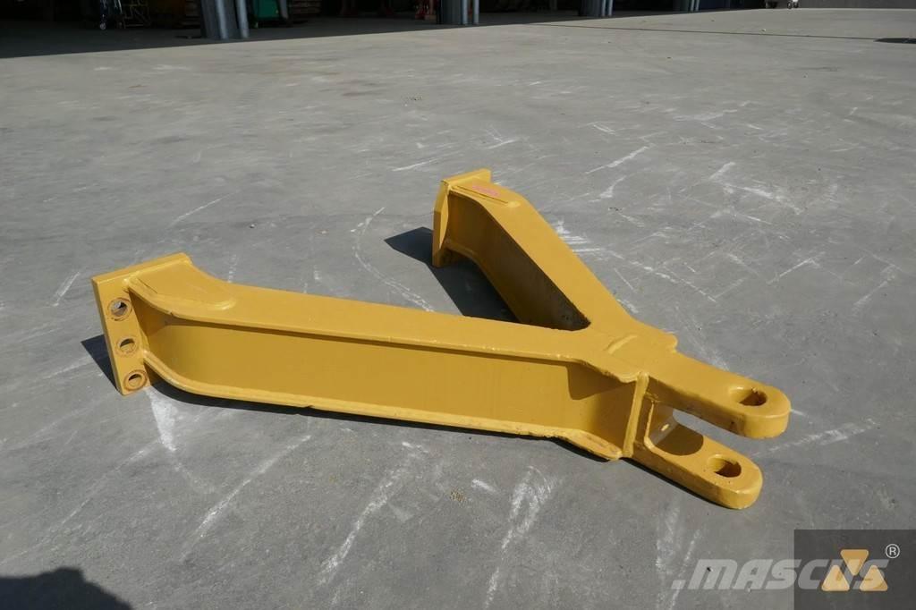 CAT D6 Drawbar Haszonjárművek - Egyéb