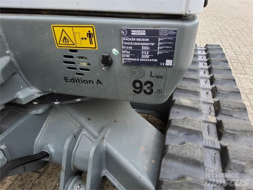 Wacker ET 24 Mini kotrók < 7t