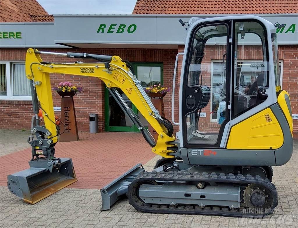 Wacker ET 24 Mini kotrók < 7t
