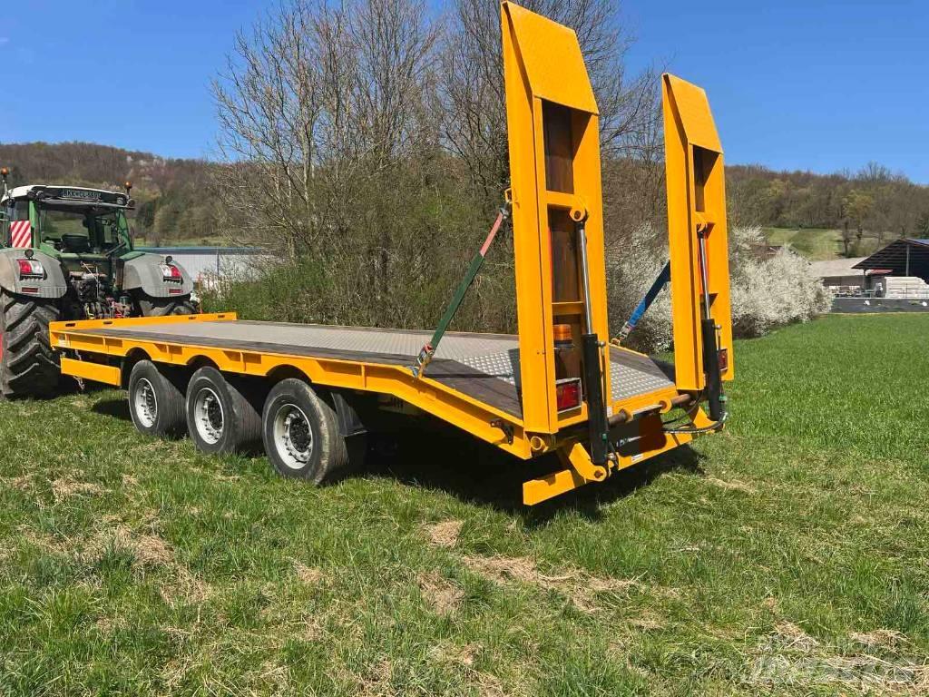 Schmitz AWF 24 Mélybölcsős