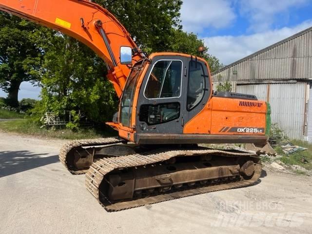Doosan DX 225 LC Lánctalpas kotrók