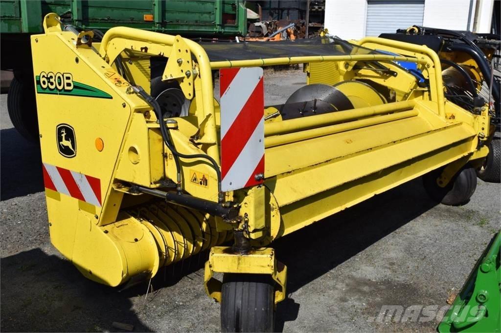 John Deere 7250 i Önjáró szecskázók