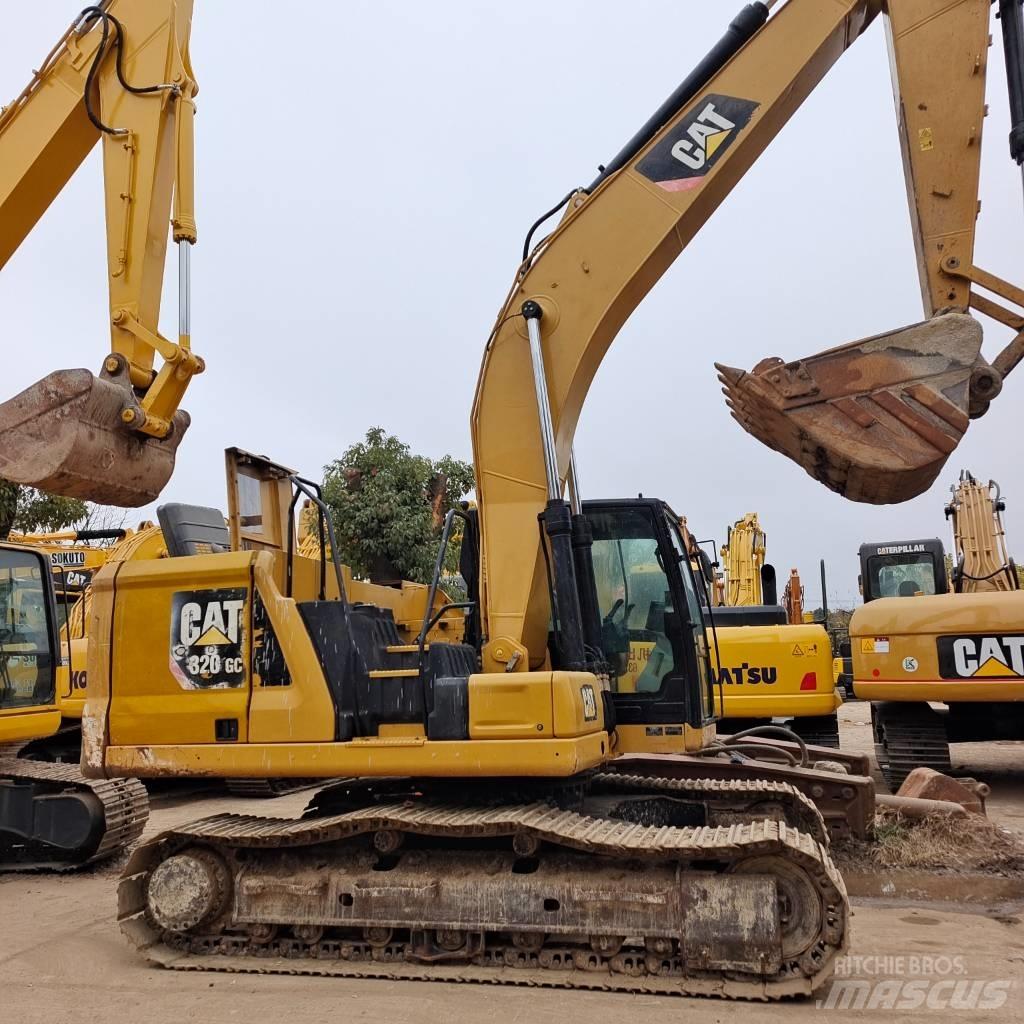 CAT 320GC Lánctalpas kotrók