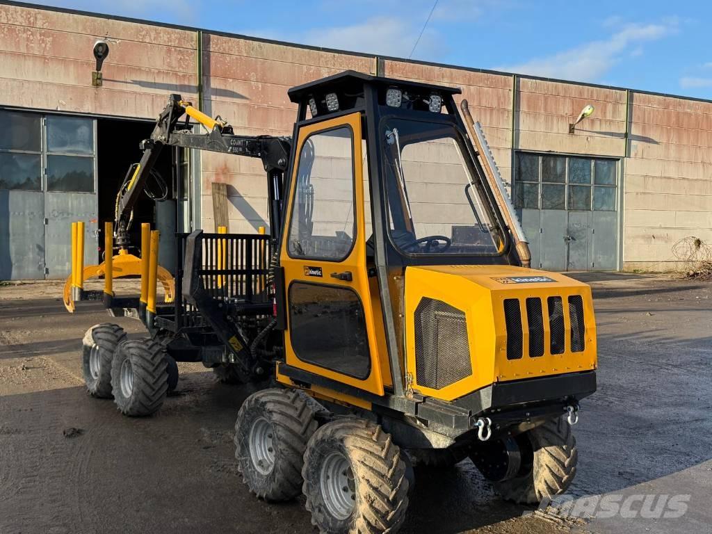  Kinetic 8x8 Kihordók