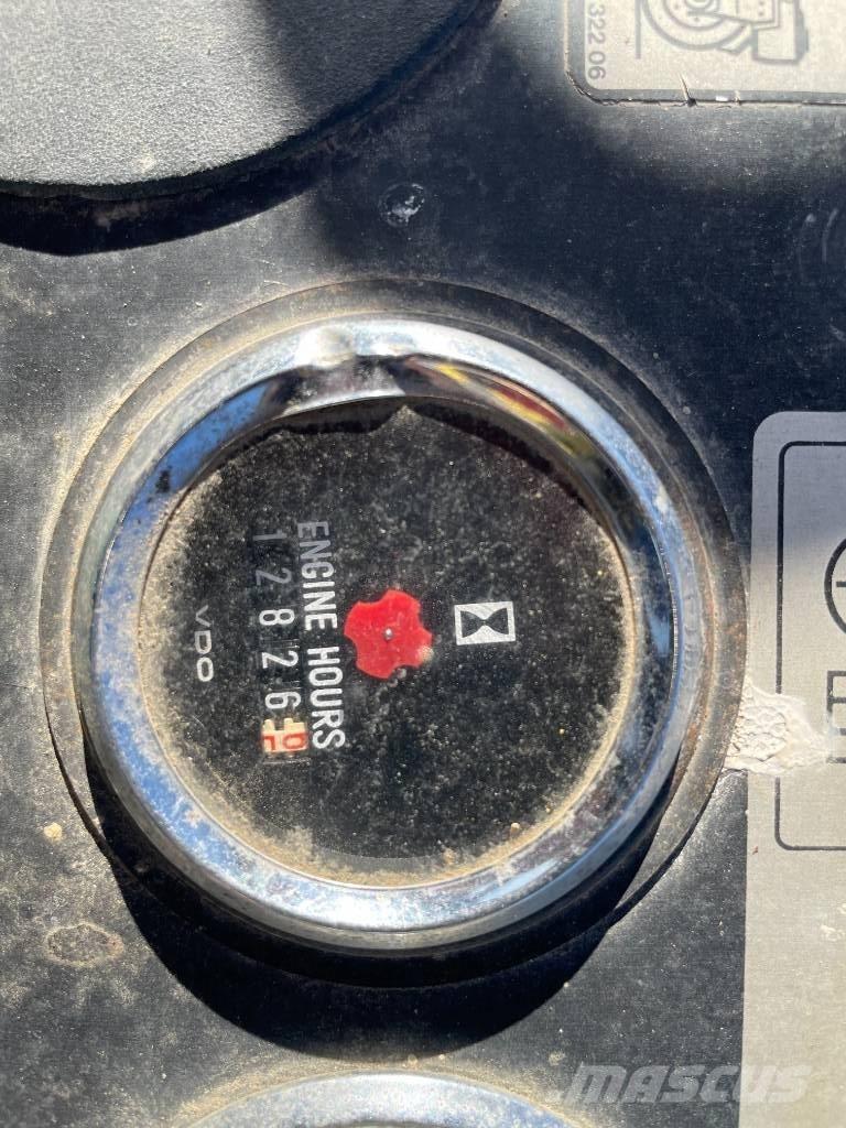 Bomag BW 164 AD-2 Ikerdobos hengerek