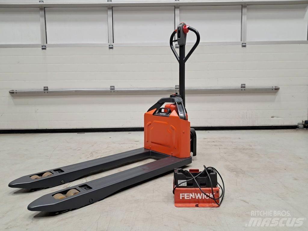 Linde MT12 Alacsony emelőkocsi