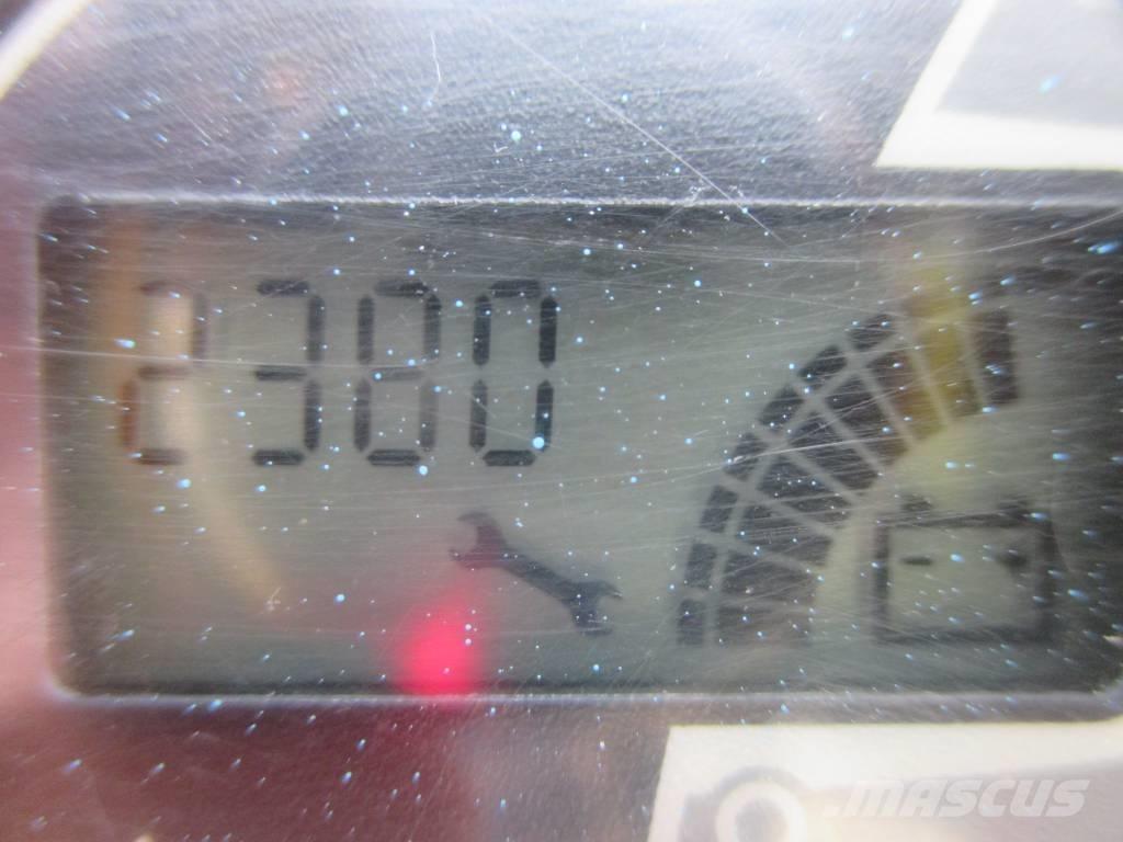 JLG Toucan 8 E Személyemelők