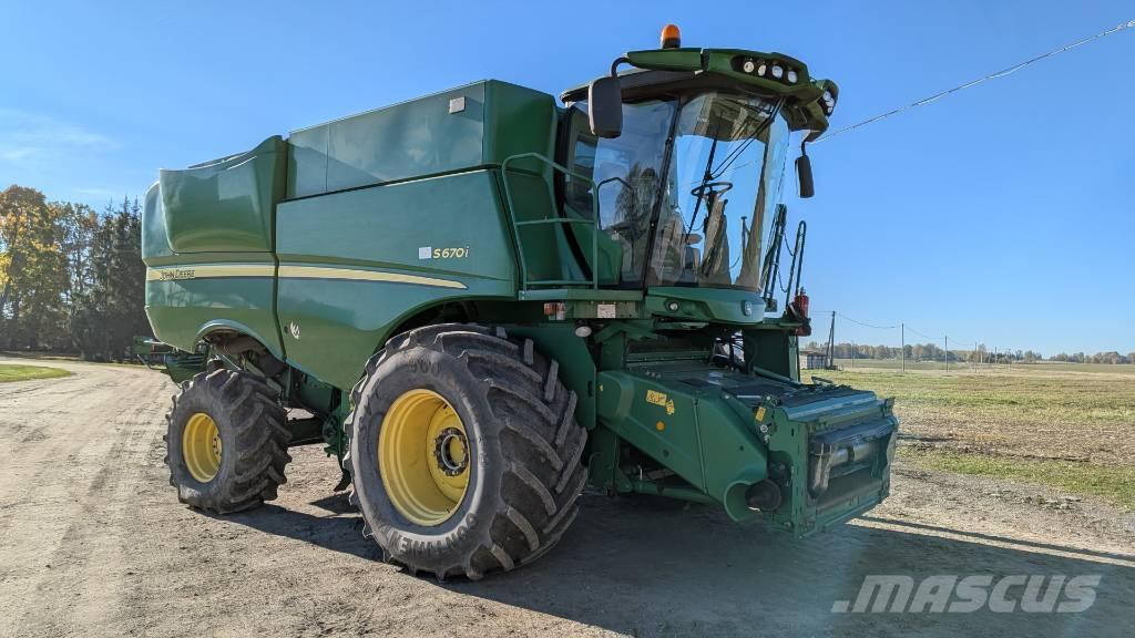 John Deere S 670 i Kombájnok