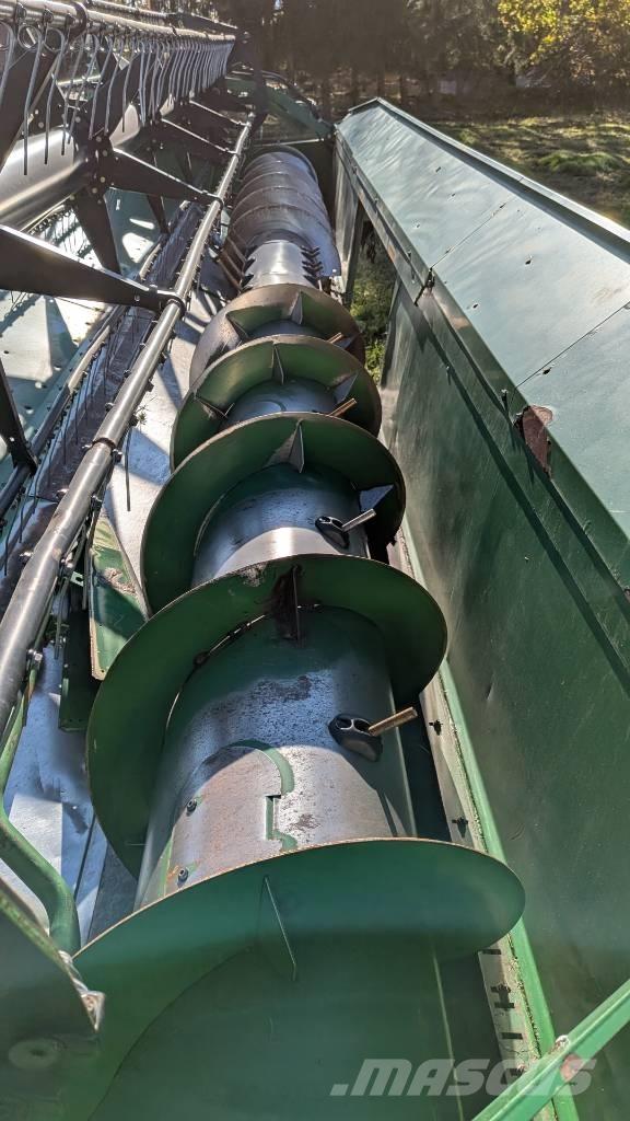 John Deere S 670 i Kombájnok