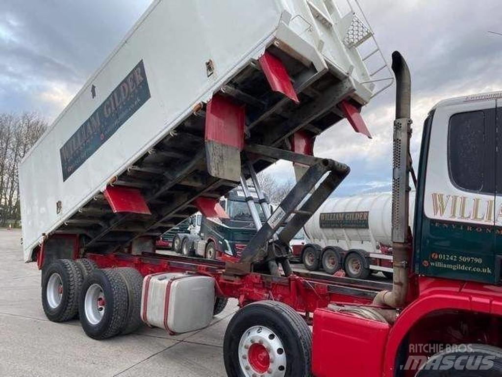 Scania P 380 Billenő teherautók