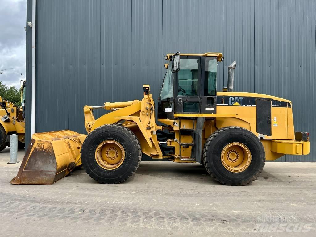 CAT 938G Gumikerekes homlokrakodók