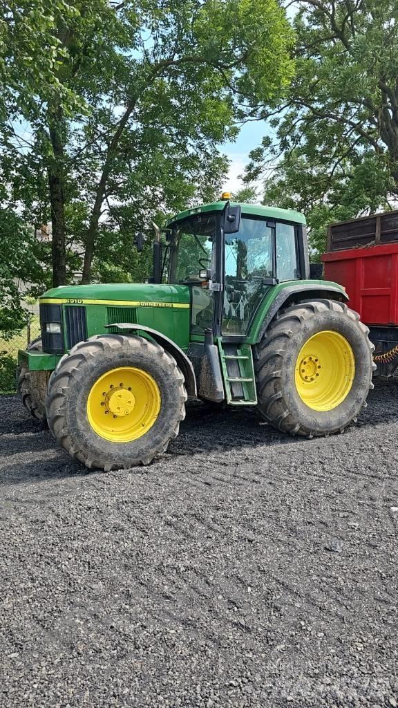 John Deere 6910 Traktorok