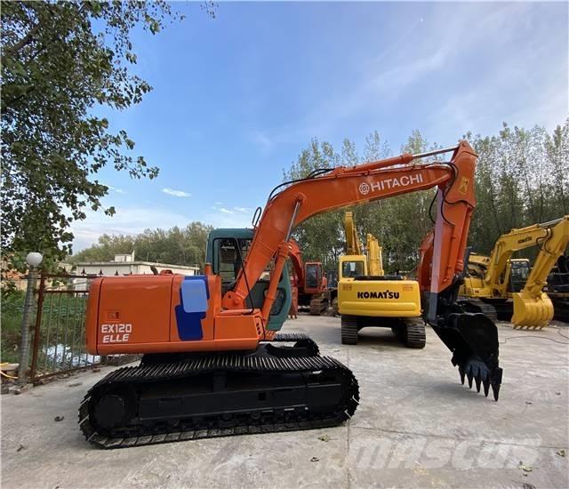 Hitachi EX120 Lánctalpas kotrók
