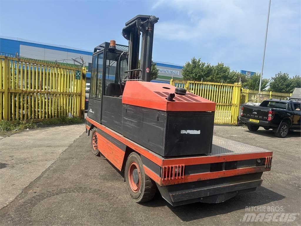 Linde S40 Oldalvillás targonca