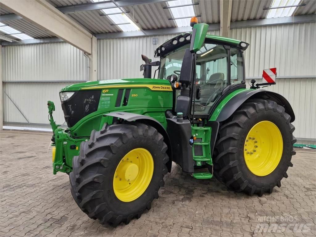 John Deere 6R 250 Traktorok
