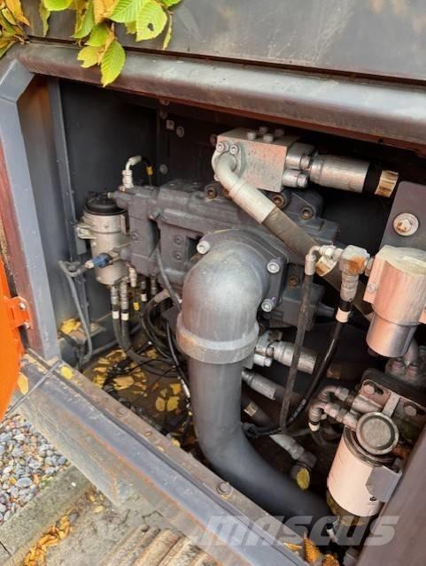 Doosan DX 530 LC-5 Lánctalpas kotrók