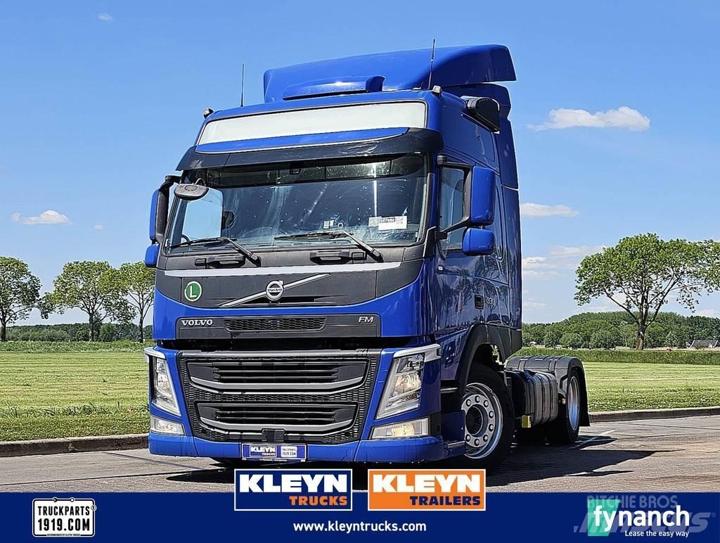 Volvo FM 330 Nyergesvontatók