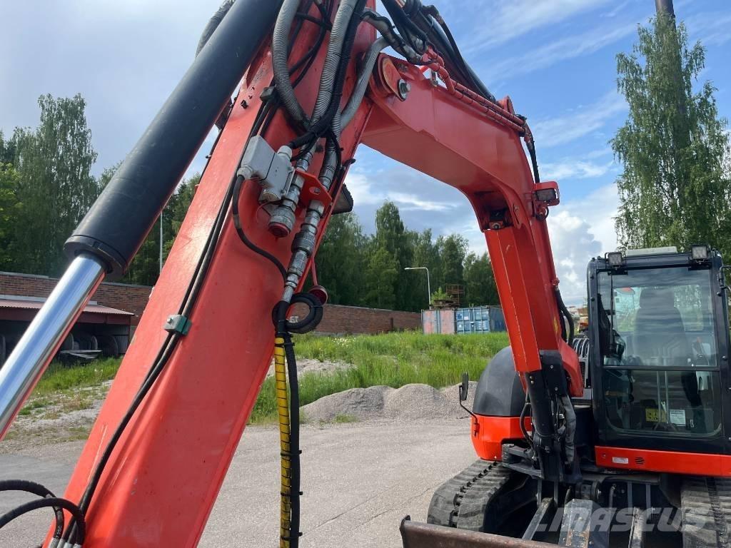Kubota KX 080 Közepes (midi) kotrók 7 t - 12 t