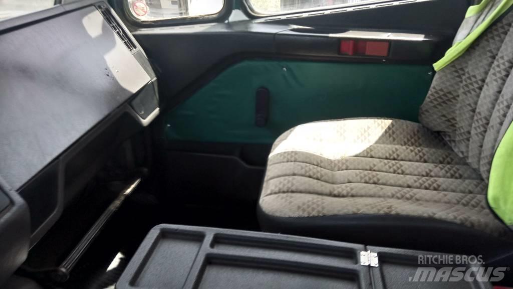 Mercedes-Benz 3538 Billenő teherautók