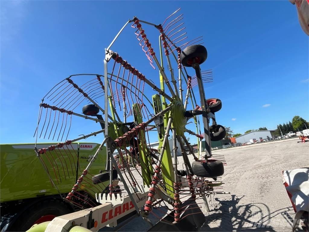 CLAAS LINER 2700 Rendkészítő Kombájnok