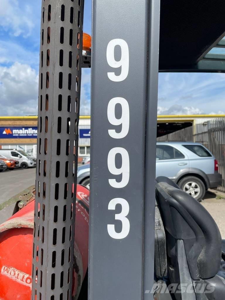 Jungheinrich TFG 320 Gázüzemű targoncák