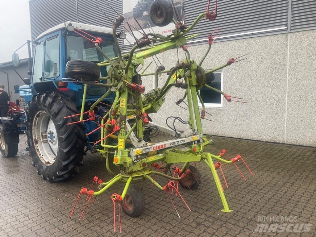 CLAAS Volto 770 Rendkészítő