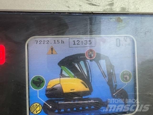 Mecalac 8 M CR Közepes (midi) kotrók 7 t - 12 t