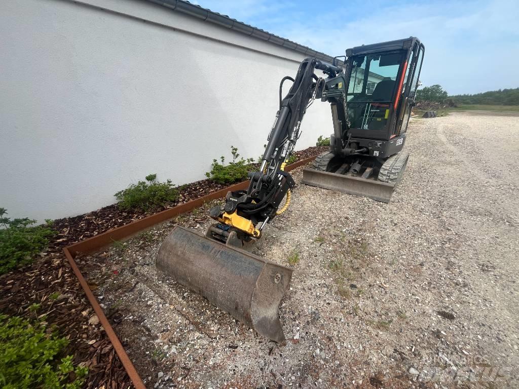 Volvo ECR 25 D Mini kotrók < 7t
