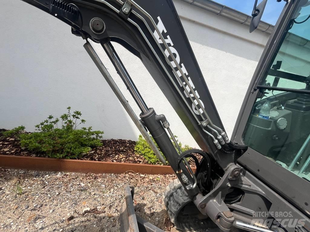 Volvo ECR 25 D Mini kotrók < 7t