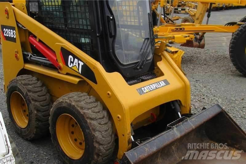 CAT 226B3 Egyéb