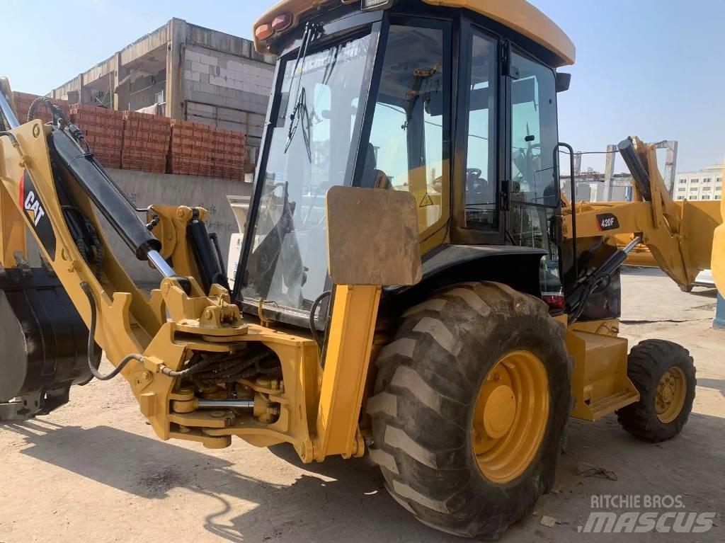 CAT 420 F Kotrórakodók