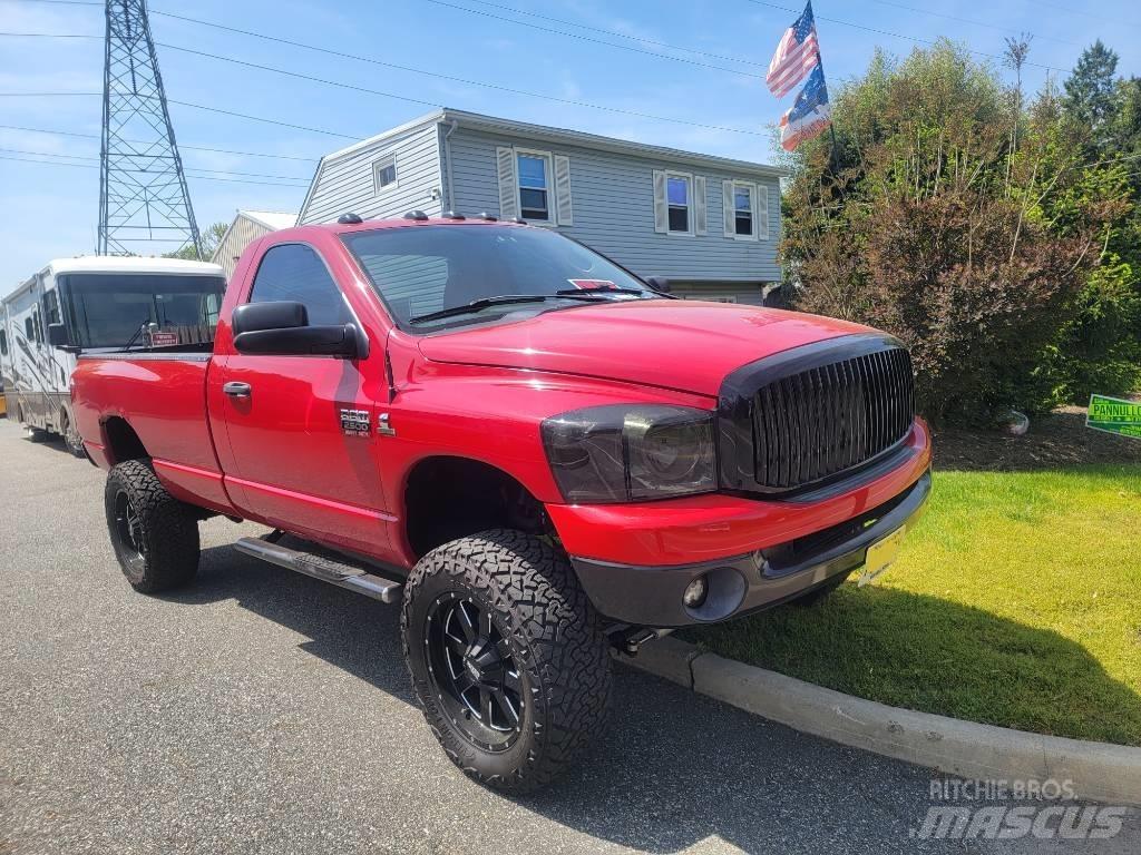 Dodge Ram 2500 Kis teherszállító/Platós kocsi