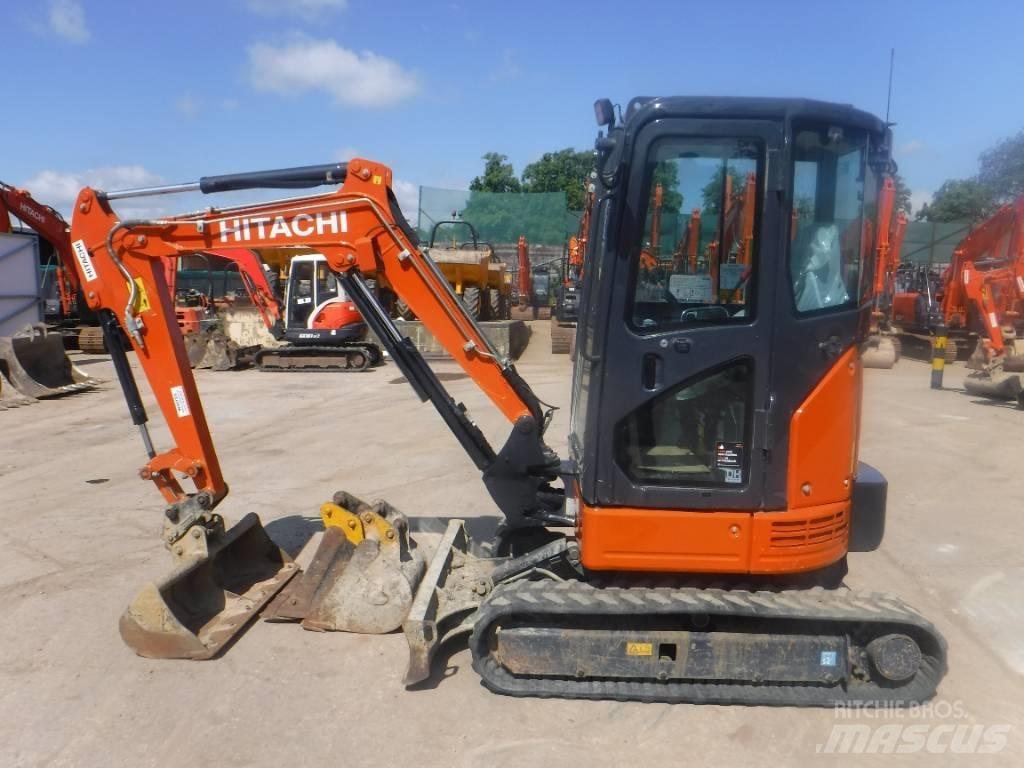 Hitachi ZX 26 U-6 Mini kotrók < 7t
