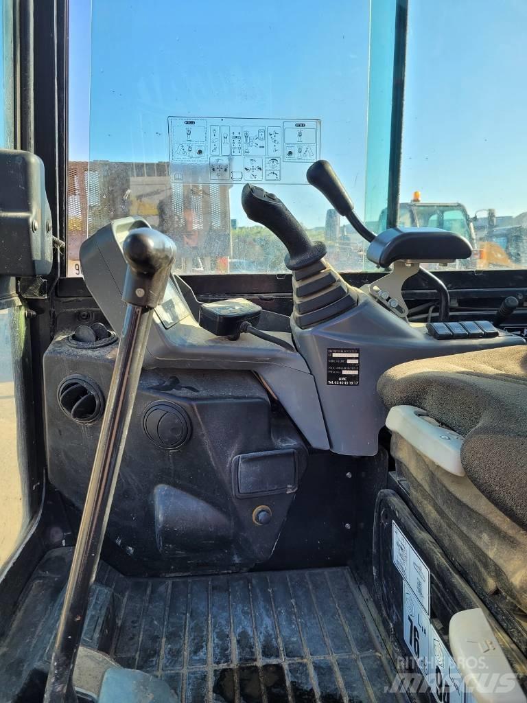 Yanmar SV 26 Mini kotrók < 7t
