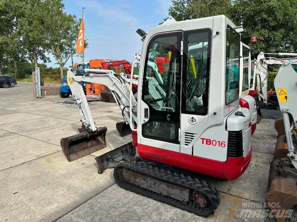 Takeuchi TB 016 R Mini kotrók < 7t